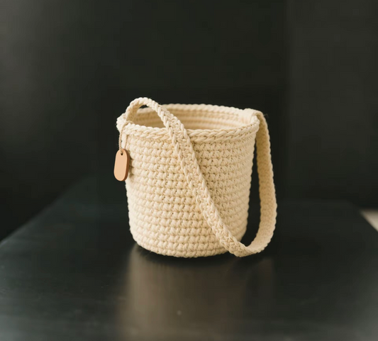 Handmade Chic: A Casual Dive into DIY Bags and Luxury Crochet Trends