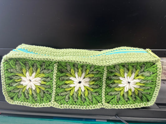 Crochet in the City: How Urban Life Inspires Modern DIY Creativity